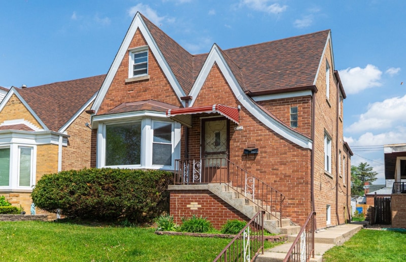 Photo - 6640 W Foster Ave Apartment Unit 2