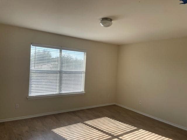 Photo - 2105 Fall Creek Dr