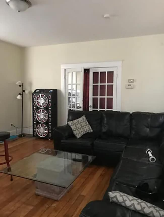 Photo - 439 Warner St Unit 1