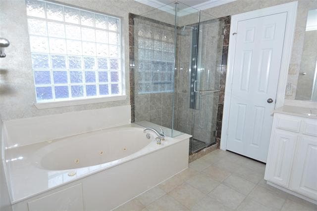 Photo - 1003 Sunningdale