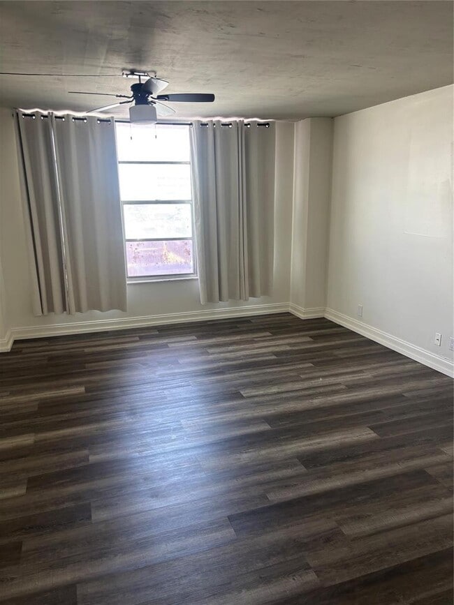 Photo - 3800 S Ocean Dr Unit 302