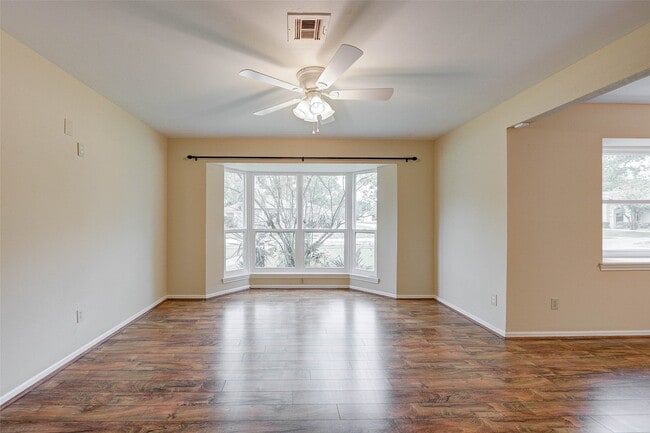 Photo - 5403 Clift Haven Dr