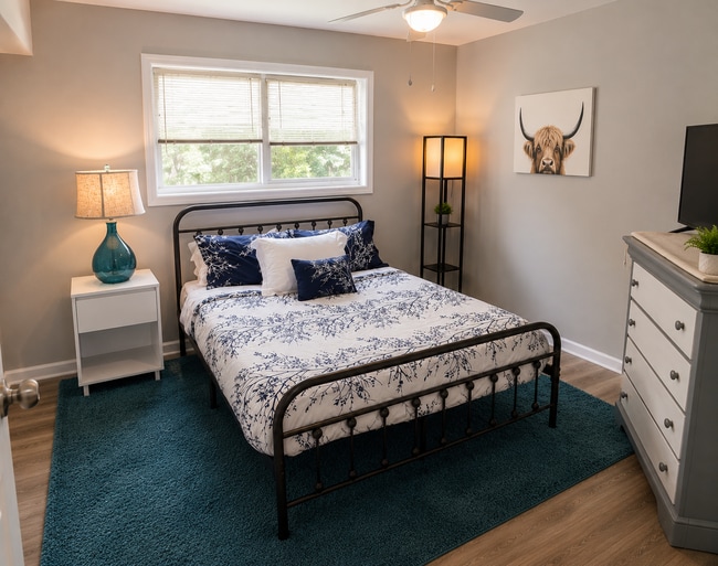 Lake Lodge Apartments