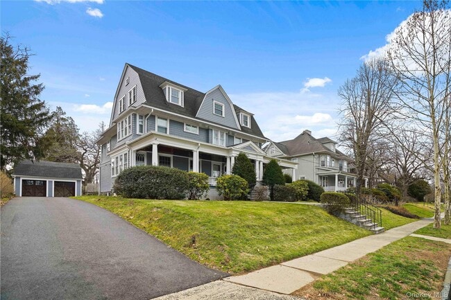 Photo - 9 Ridgeview Ave