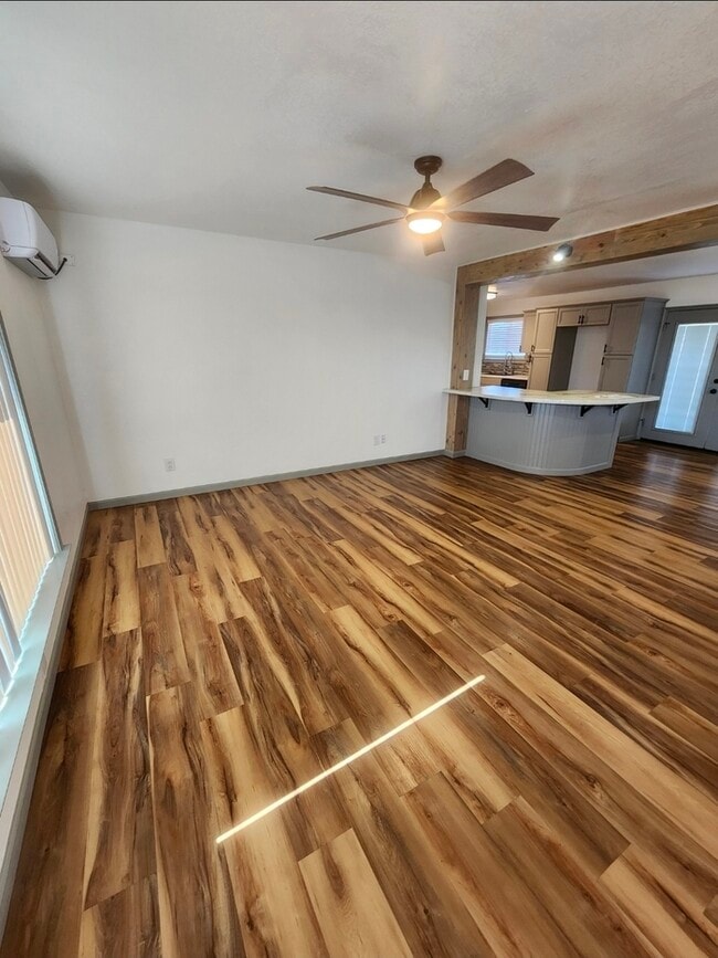 Photo - 4706 Bowie Dr