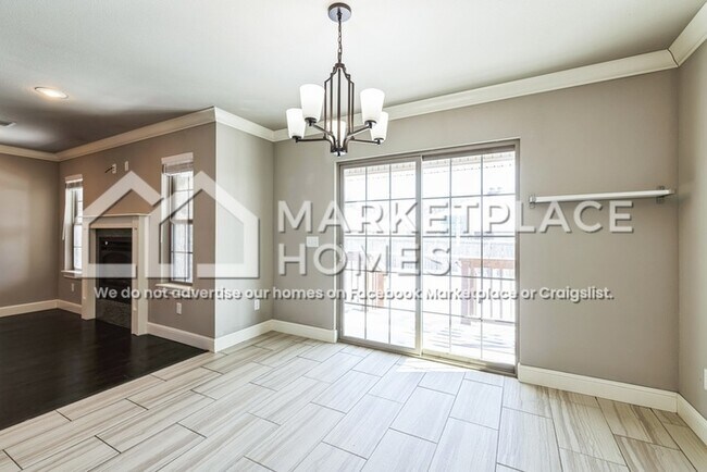 Photo - 550 Timber Ridge St