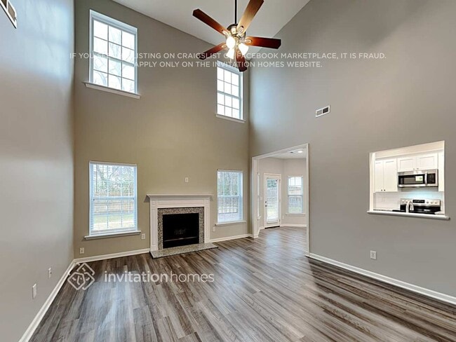 Photo - 720 Red Oak Tree Dr