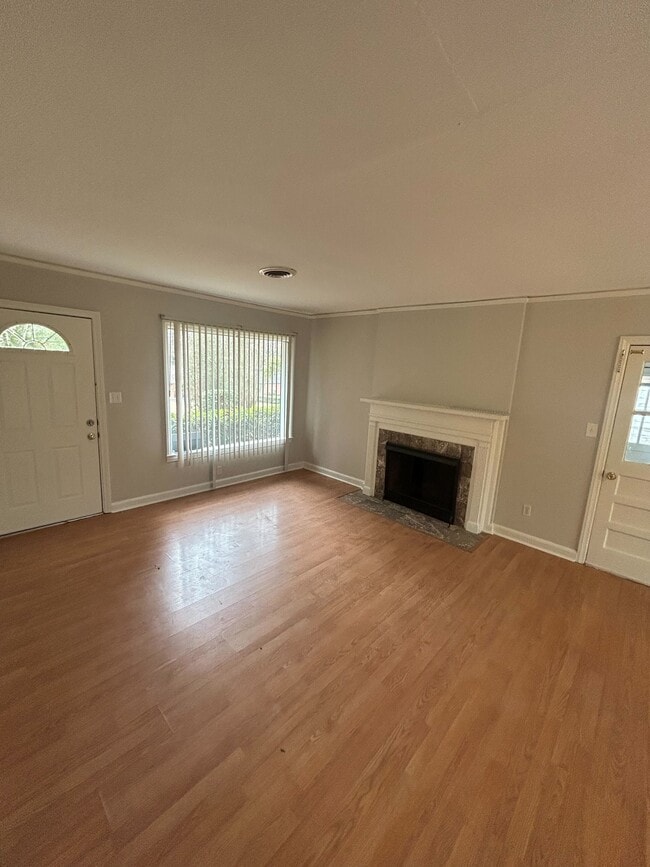3575 N Wareingwood Dr