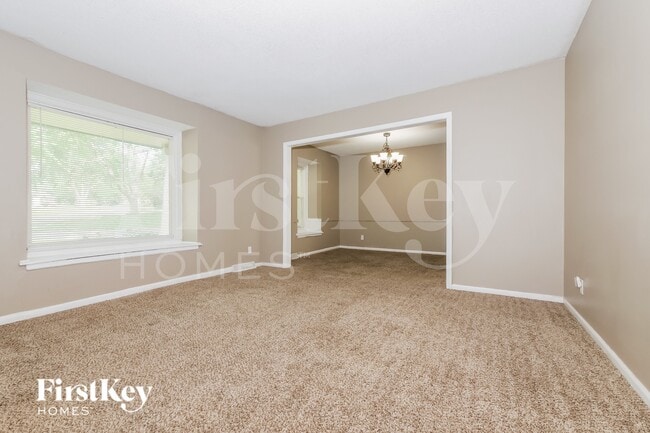 Photo - 6700 E 129 St