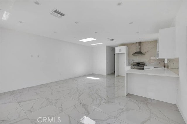 Photo - 634 E Valencia Ave