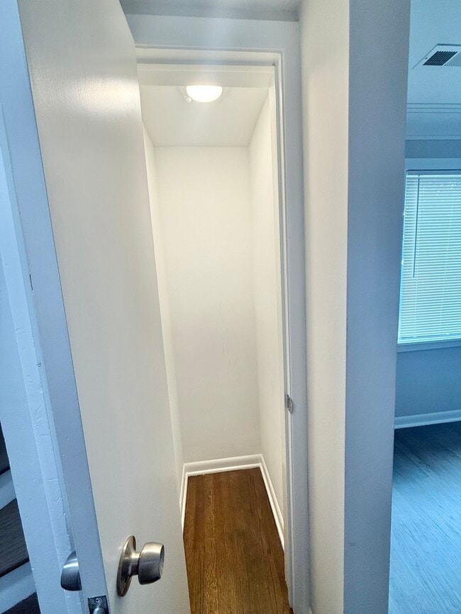 Photo - 2433 N 78th Ave