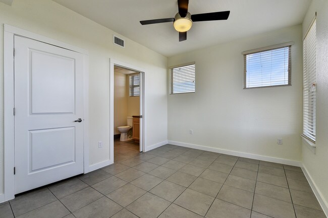 Homestead Oaks Apartments