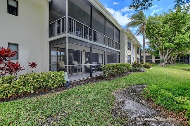 Photo - 6748 Willow Wood Dr