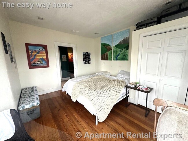 Photo - 9 Medford St Unidad #3