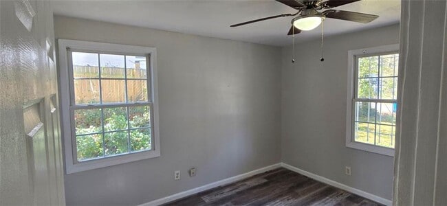 Photo - 1280 Elizabeth Ave SW