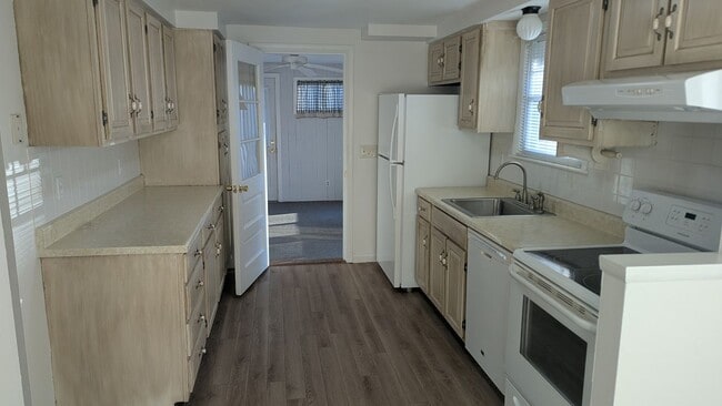 Photo - ***Please Respond Directly to the Online Listing, Calls May Not Be Returned***