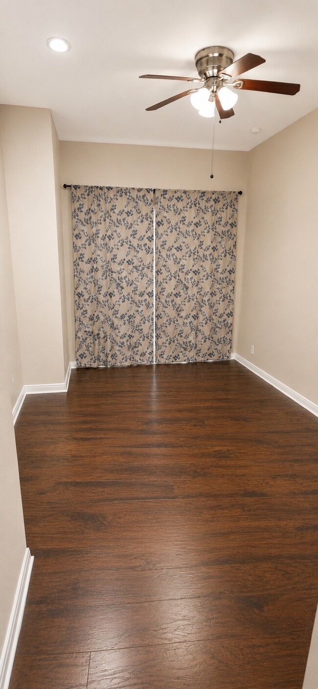 Photo - 8642 Fredericksburg Rd Unit 303