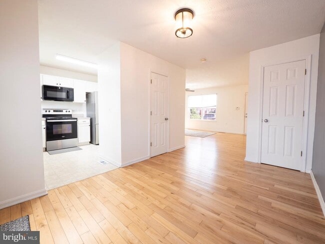 Photo - 173 Equestrian Dr