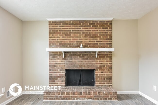 Photo - 4466 Chartley Pl