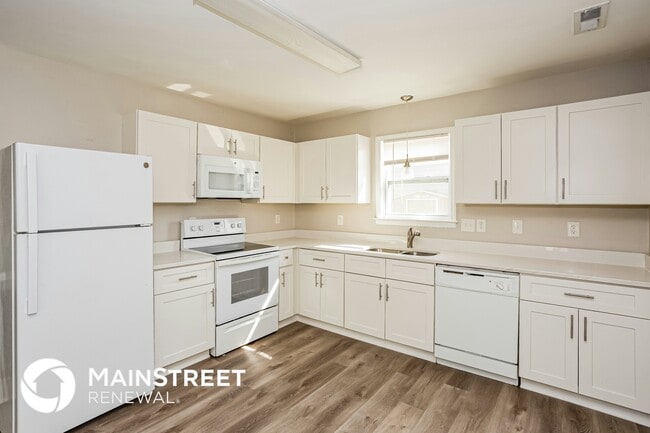 Photo - 9008 Gladden Ct