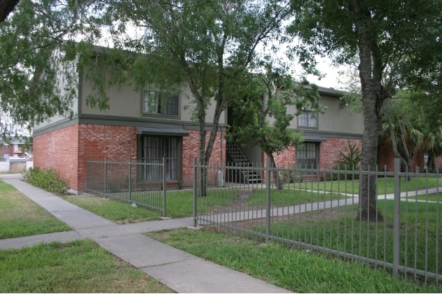 Courtyard Apartments - Courtyard Apartments