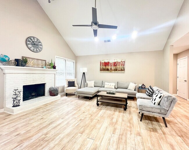 Photo - 1380 Twin Bridge Ln Unit ID1254402P