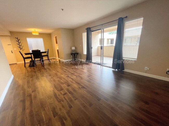 Building Photo - 12121 Centralia St Unit 308