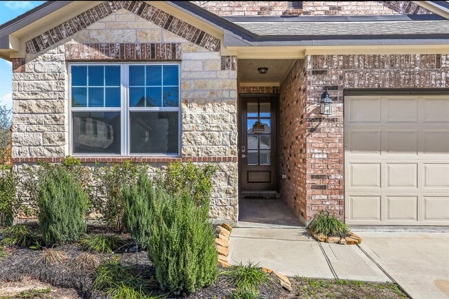Photo - 2116 Sweet Bay Dr