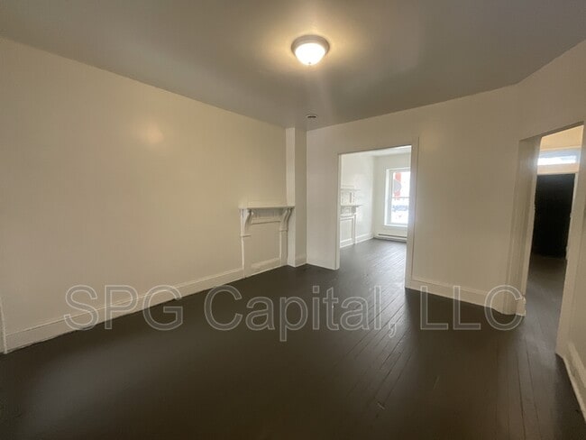 Photo - 301 N Newberry St