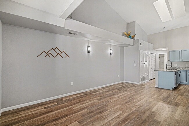 Photo - "Charming 2-Bed Condo with 980 Sq Ft of Comfort in Littleton!" Unidad #D