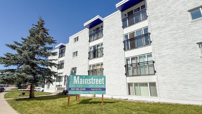 Building Photo - Sunalta 1624