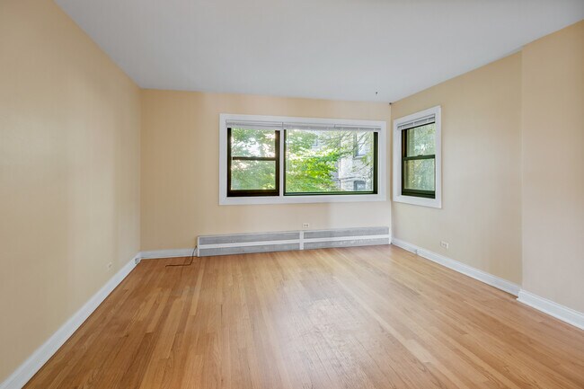 Photo - 503 Sheridan Rd