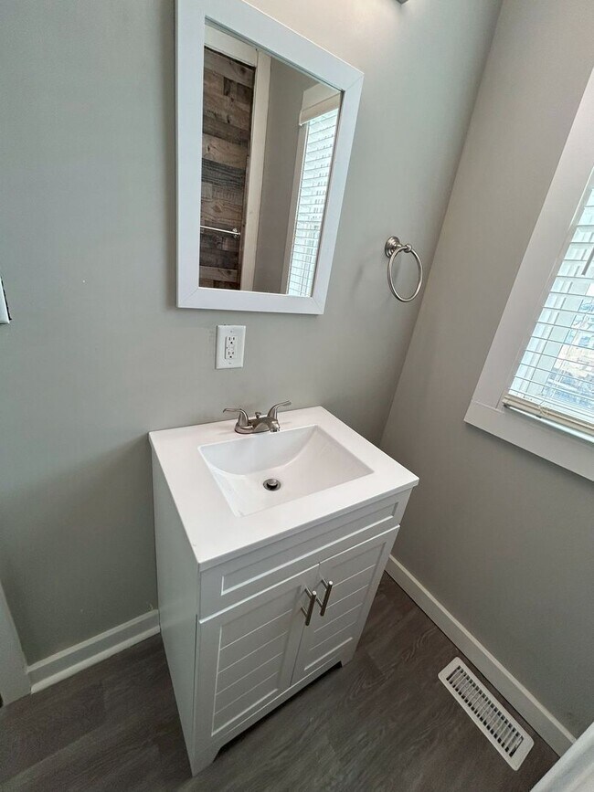 Photo - 15-17 5th Street Unidad 15 5th Street