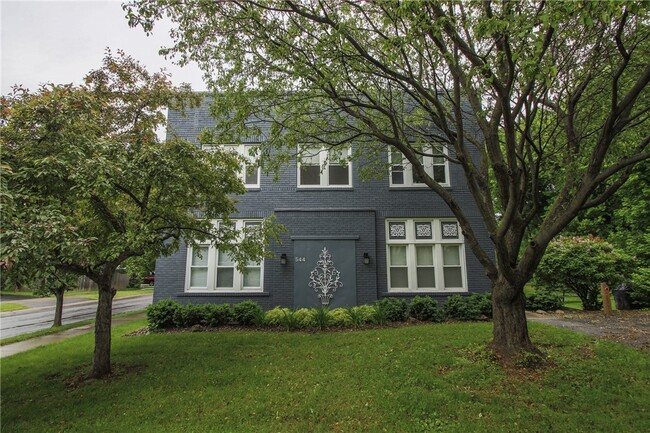 Building Photo - 544 Culver Pkwy