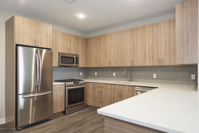 Photo - 92 Drs James Parker Blvd Unit 408