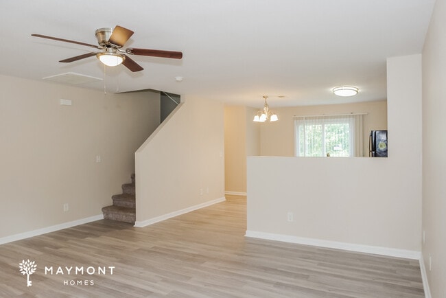 Photo - 117 Blackwell Ct