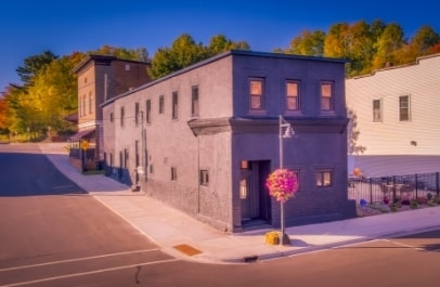 Photo - 501 Iron St