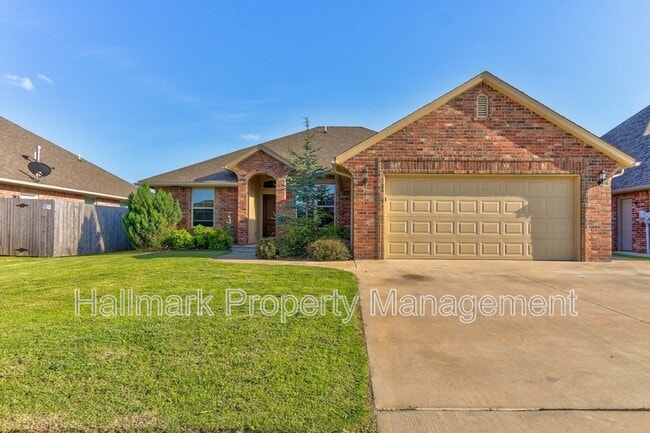 Photo - 920 SW 13th St