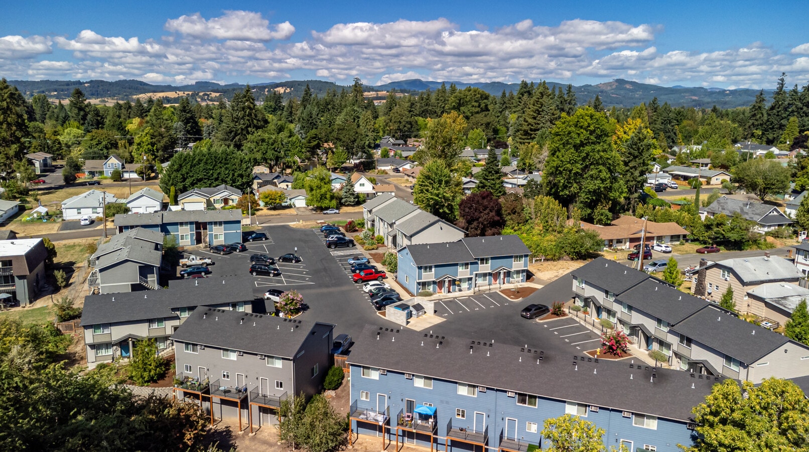 Drumwood - Drumwood McMinnville Apartments