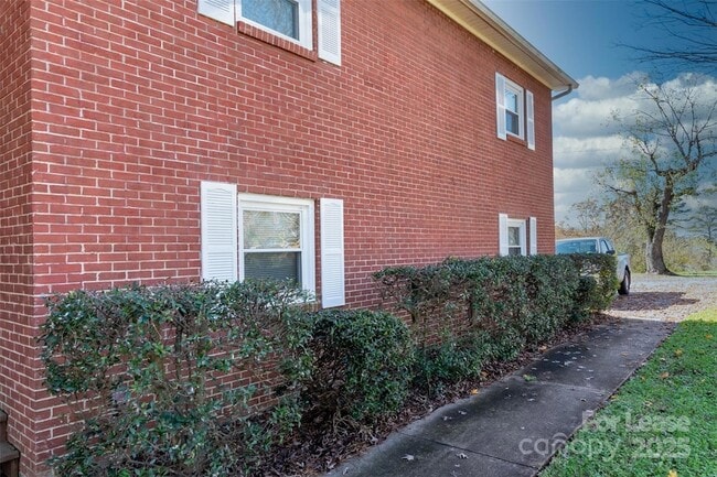 Photo - 1237 15th Ave NW