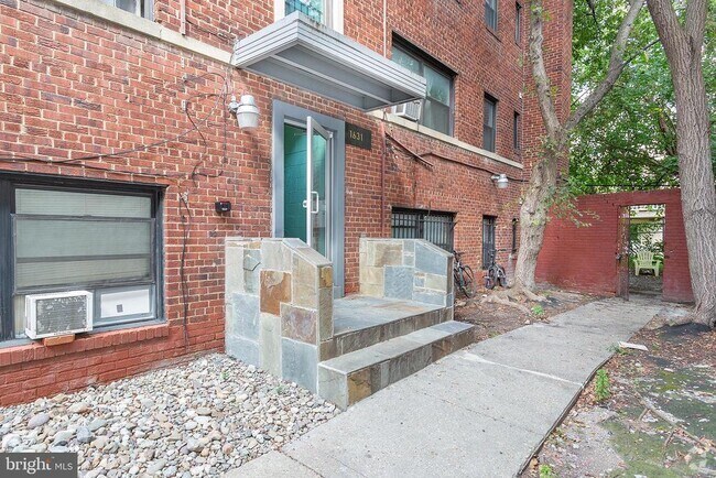 Building Photo - 1631 6th St NW Unit 12 Rental