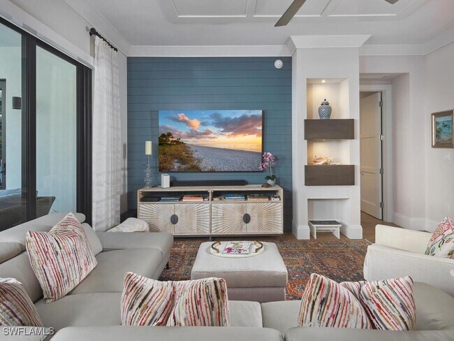 Photo - 1135 3rd Ave S