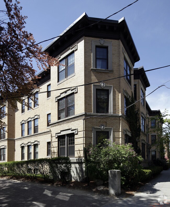 Photo - 109 St Paul Street