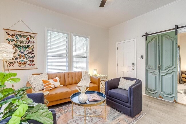 Photo - Charming 2-Bed, 2-Bath in Arlington Heights! Unit A