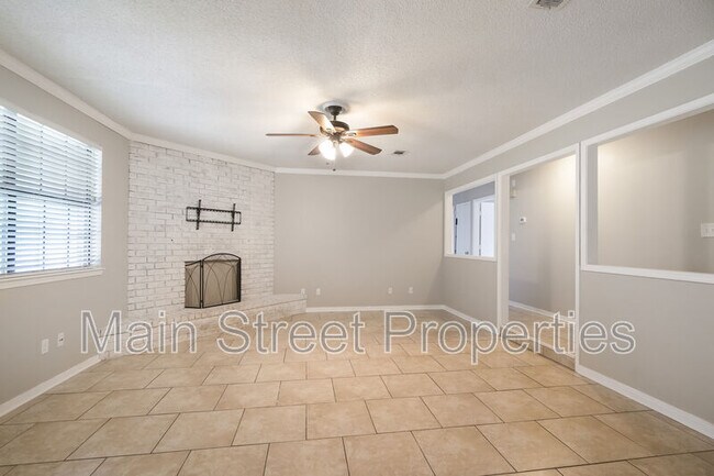 Photo - 587 Bobwhite Dr