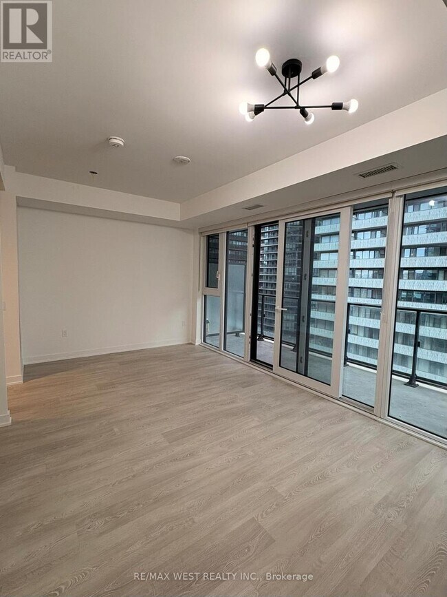 Photo - 634 Church St Unit 2102