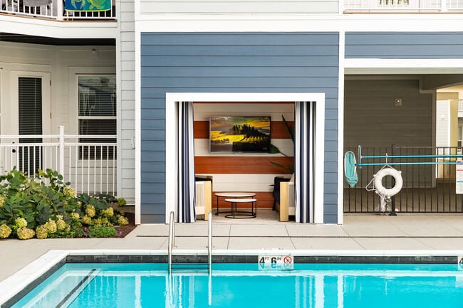 Apex Marathon Village apartments — community photo