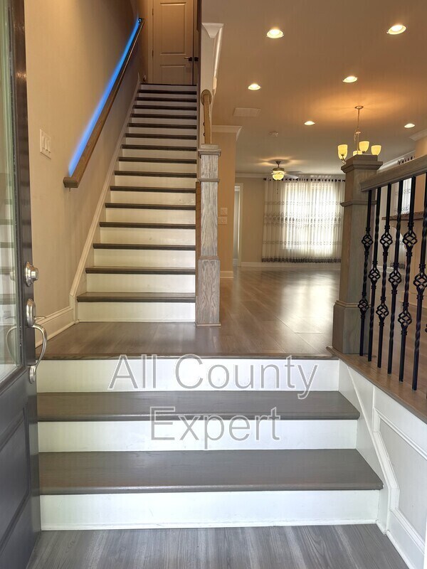 Photo - 1529 Huntwood Ct