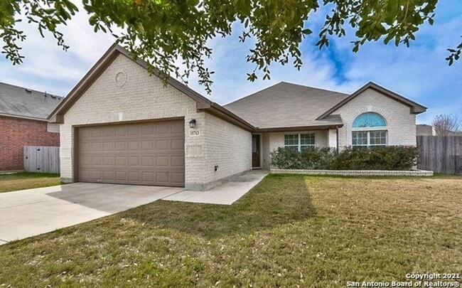 Building Photo - Wonderful Open Floor Plan House