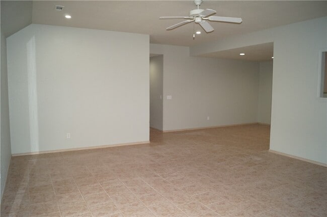 Photo - 67 Dakota Trail